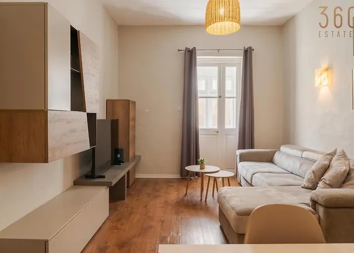 דירה Classic Designer 1br With Wifi & Ac By 360 Estates