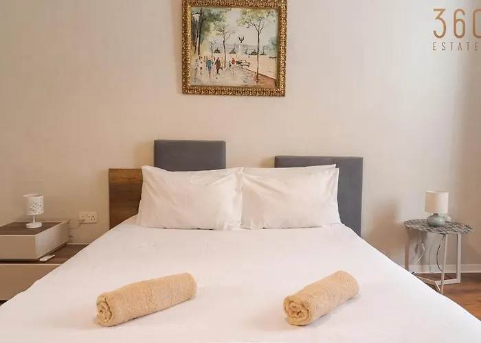 דירה Classic Designer 1br With Wifi & Ac By 360 Estates *