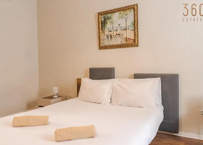 Classic Designer 1br With Wifi & Ac By 360 Estates דירה *