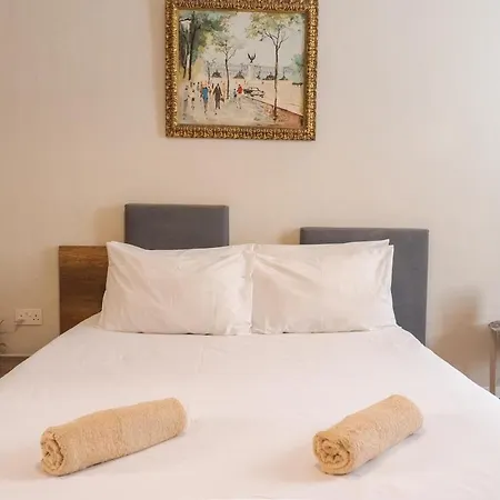 Apartment Classic Designer 1br With Wifi & Ac By 360 Estates *