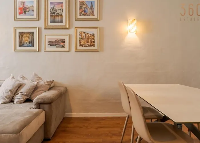 Classic Designer 1br With Wifi & Ac By 360 Estates アパート